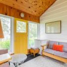 All Season Cottage On The Lake - Cozy House Rental