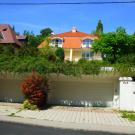 "Road to the Forest" Guesthouse