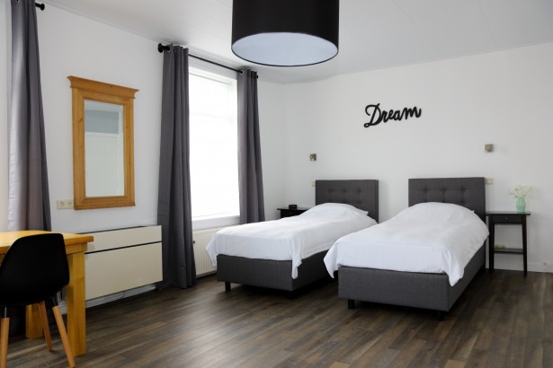 B&B Aan Het Florapark - B&B kamer