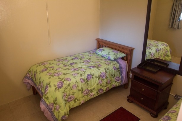 White Porch Guest House - Room 2
