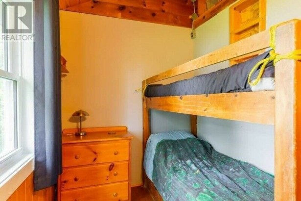 All Season Cottage On The Lake - Cozy House Rental