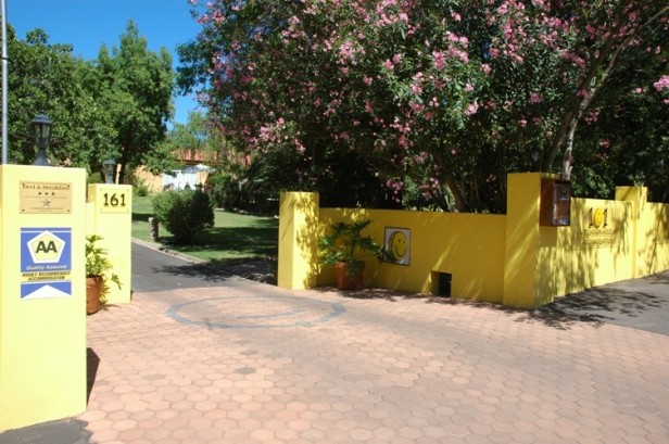 101 Oudtshoorn Holiday Accommodation