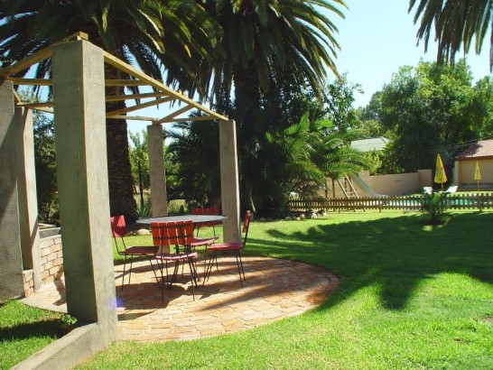 101 Oudtshoorn Holiday Accommodation