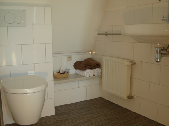 Logies Taverne - Slaapkamer 1e verdieping / toilet