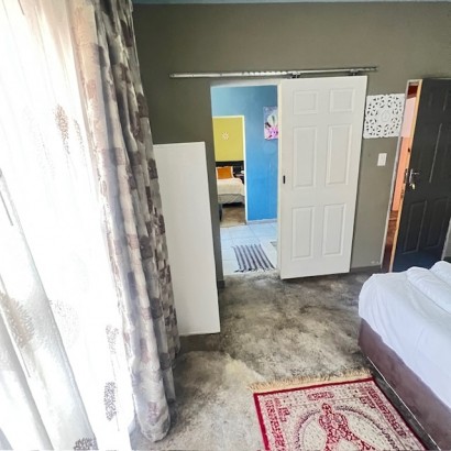 Woodpecker Guest House - Family Rooms