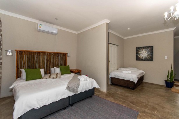 Woodpecker Guest House - Family Rooms