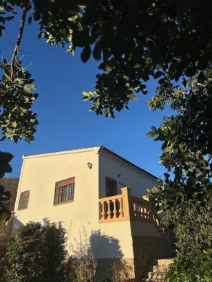 Vila Girasoles