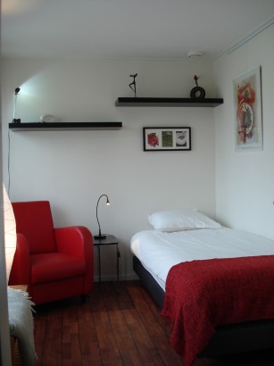 Bed & Breakfast Oosterpark - Eenpersoonskamer + airco